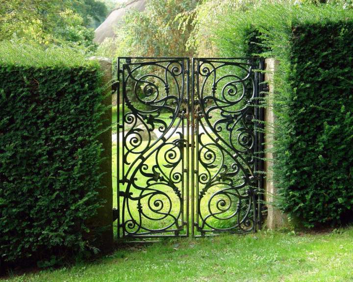 Des portails métalliques conçus sur mesure